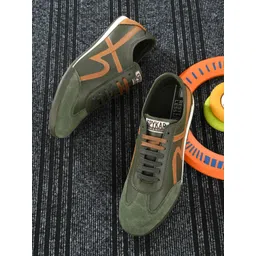 SPYKAR Men Colourblocked Suede Sneakers