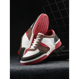 SPYKAR Men Colourblocked Suede Sneakers