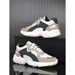 Mactree Men Colourblocked Lightweight Lace-up Sneakers