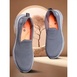 Liberty Men Slip-On Running Shoes