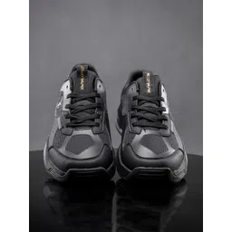 Red Tape Men Textured Mesh Memory Foam Sneakers