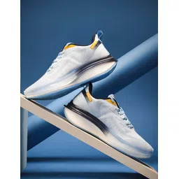 VOID Athleisure Cultured Round-Toe Shape & Hyperfuse Technology Running Shoes For Men