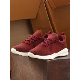 Roadster Men Mesh Running Non-Marking Shoes