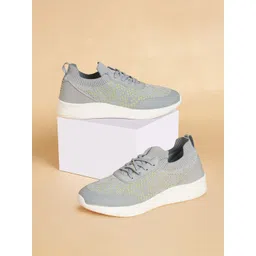 Ajile by Pantaloons Men Textured Running Shoes