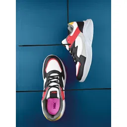HRX by Hrithik Roshan Women White & Black Memory Foam Technology Running Shoes