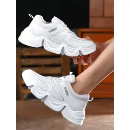 AfroJack Women White Mesh Training or Gym Shoes