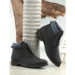 Roadster Men Black Solid Regular Boots