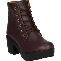 Chukka Boots For Women