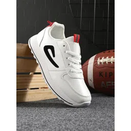 The Roadster Lifestyle Co. Women White And Black Walking Sports Shoes