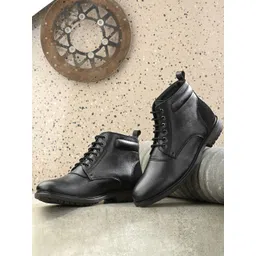 Roadster Men Black Solid Regular Boots
