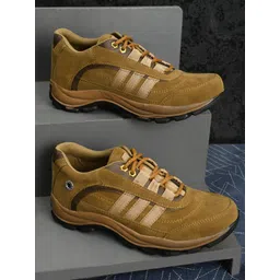 Fashion Victim Men Tan Brown & Beige Colourblocked Sneakers