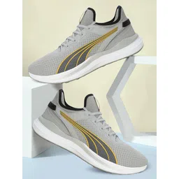 Blaze Lite Running Shoes For Men