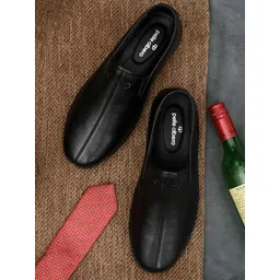 pelle albero Men Black Textured Leather Slip-On Sneakers