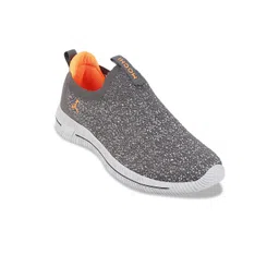 Mochi Men Textured Comfort Insole Slip-On Sneakers