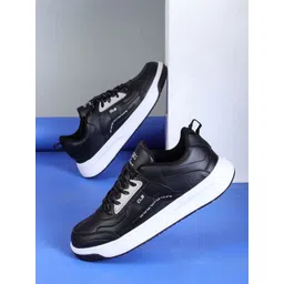 Columbus Men Sneakers