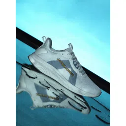 Jack & Jones Men Colourblocked Round Toe Memory Foam Mesh Sneakers