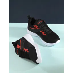 The Roadster Lifestyle Co. Men Colourblocked Air-Max Technology Running Sports Shoes