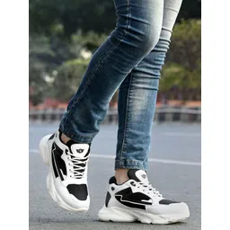 Eego Italy Men Lace Up Lightweight Training or Gym Shoes