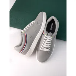 Styli Men Perforations Comfort Insole Lace-Ups Sneakers