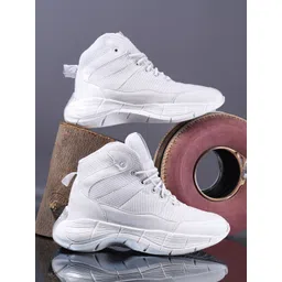 WIXOM Men Colourblocked Sneakers