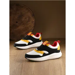 OFF LIMITS Men Mesh Running Shoes