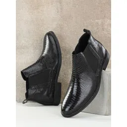San Frissco Men Black Faux Leather Croco Textured Chelsea Boots