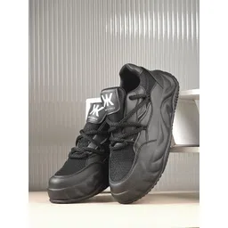 Kook N Keech Men Sneakers