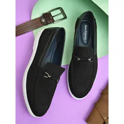 San Frissco Men Lightweight Slip-On Sneakers