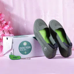 Fashionable Memory Foam Casuals, Stylish, Walking, and Sports Slip On Sneakers For Women