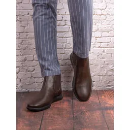 The Roadster Lifestyle Co Men Chelsea Boots