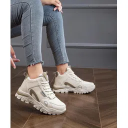 Stylish Walking Partywear Sneakers Casual Shoes Sneakers For Women
