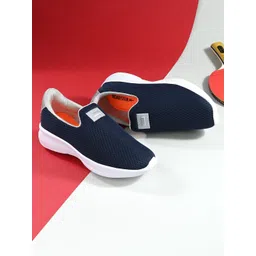 The Roadster Lifestyle Co. Men Navy Blue And White Air Max Technology Running Shoes