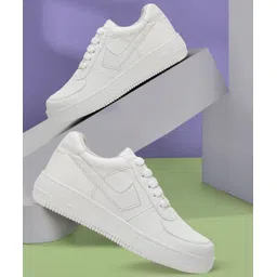 Stylish Walking Partywear Sneakers Casual Shoes Walking Shoes For Women