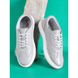 The Indian Garage Co Men Comfort Insole Contrast Sole Sneakers