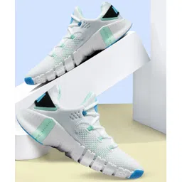 Free Metcon 4 Training & Gym Shoes For Women