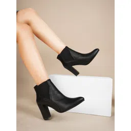 SHUZ TOUCH Women Mid Top Block Heel Pointed Toe Chelsea Boots