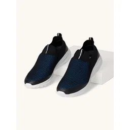 Ajile by Pantaloons Men Non-Marking Walking Shoes