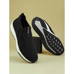 Duke Men Textile Walking Shoes