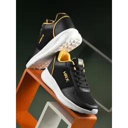 HRX by Hrithik Roshan Men Textured Running Shoes