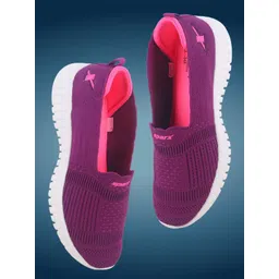 Sparx Women Textured Walking Shoes