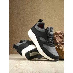 OFF LIMITS Men Canvas Running Shoes