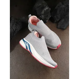 HRX by Hrithik Roshan Women Grey Textured Walking Shoes