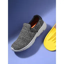 HRX by Hrithik Roshan Men Black And Grey Non-Marking Walking Sports Shoes