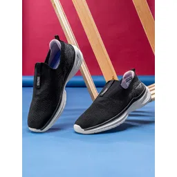 Red Tape Women Textile Walking Shoes