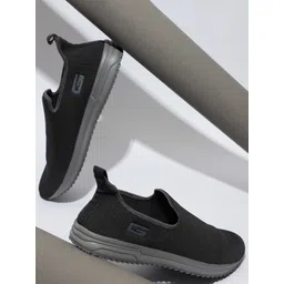 Goldstar Men Textured Slip-On Walking Shoes