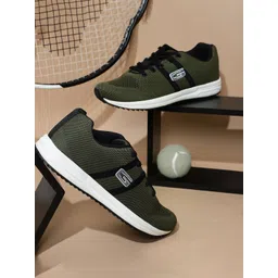 Goldstar Men Lightweight Walking Shoes