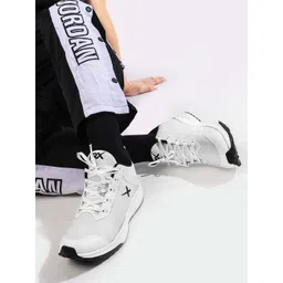 HRX by Hrithik Roshan Men Textured Running Shoes