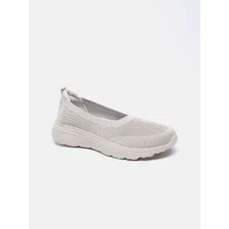 JoyBean Women Textured Slip-On Training or Gym Shoes