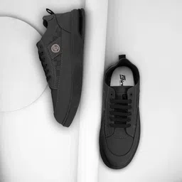 NEW Superior Lightweight Comfortable Sport Shoes Walking Shoes For Men