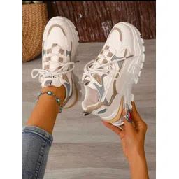 Sneakers For Women